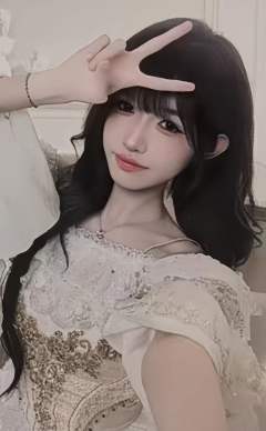 王思予《秋欧》主题小卡 ver.C