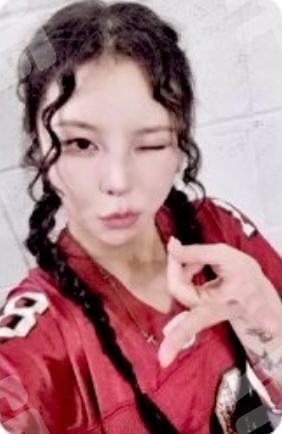 满额卡ver.B | 韩娱- MAMAMOO - 丁辉人- OWHEECE - 2025 Whee In