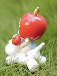 幺幺十一xWUWU小狗驾驾（红果果）-资料图