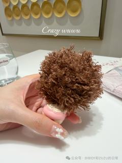 疯狂的WUWU（白皮）-资料图