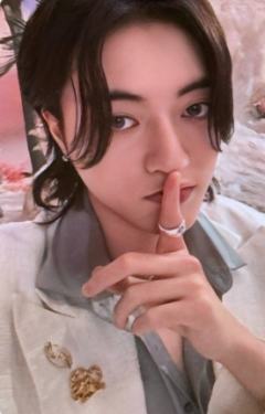 快闪满额场限卡 头 ver.D