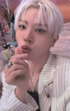 快闪满额场限卡 桃 ver.D