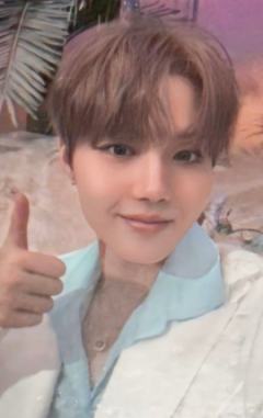 演唱会卡盒卡 荣