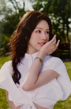 红秀杂志卡 ver.C