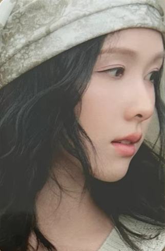 红秀杂志卡 ver.B