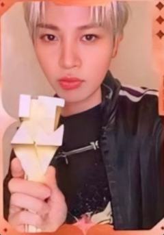 q音星光卡 桃 三星ver.