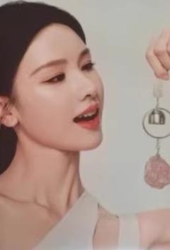 倩碧代言水光卡 ver.B