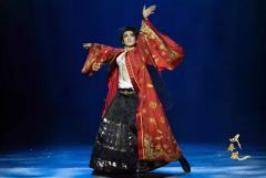 新中式舞蹈秀《叹春风》-资料图