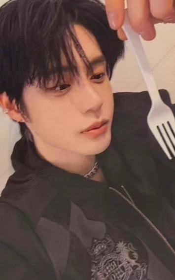 mp签售8 咬一口ver.