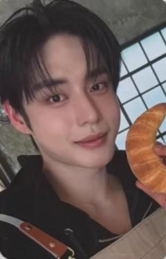 wm签售8 面包ver.