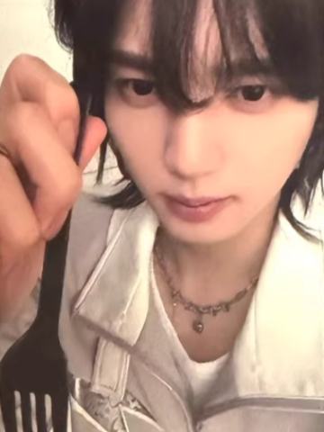 mp签售9 咬一口ver.