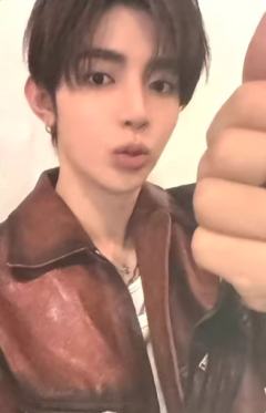 mp签售1 咬一口ver.