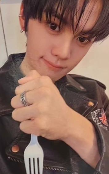 mp签售7 咬一口ver.