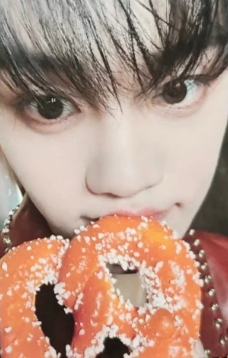 ma签售7 甜甜圈ver.