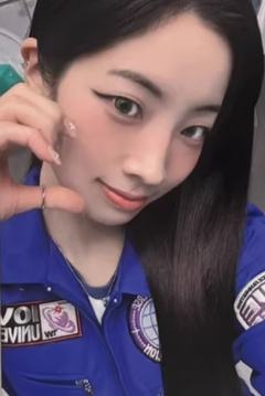 十周年入场卡 豆