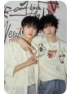 突围合照小卡 奕然奇函