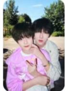 突围合照小卡 玮辰思罕