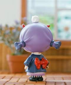 万圣小魔女-资料图