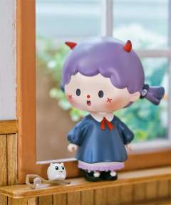 万圣小魔女-资料图