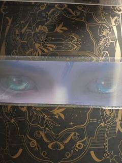 看东方满赠水帝光栅眼睛条-默水玲珑附赠周边