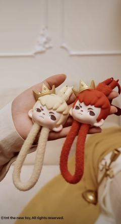 L-娃头手机挂绳-红色-资料图