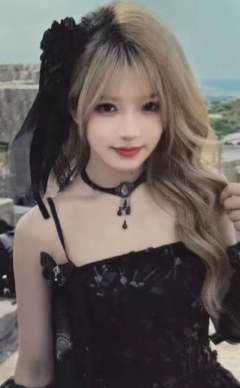 谢珊珊《终极殿堂》自拍小卡 ver.B