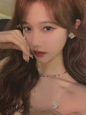 宋昕冉《终极殿堂》自拍小卡 ver.B