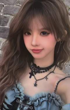 王睿琦《终极殿堂》自拍小卡 ver.B