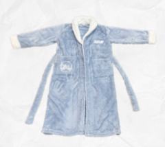 B赏-AKON好梦将映系列毛绒睡袍-资料图