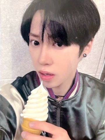 张家豪 星光实体卡