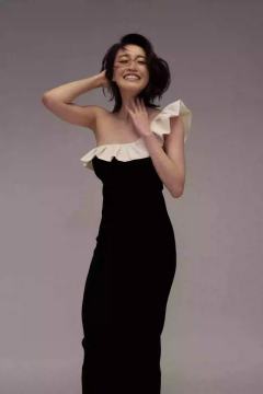 独角戏《金漆的鸟笼》-资料图