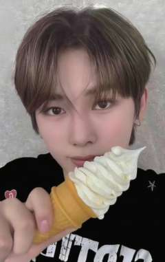 周安信 星光实体卡