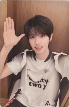 线上小卡 朱verB