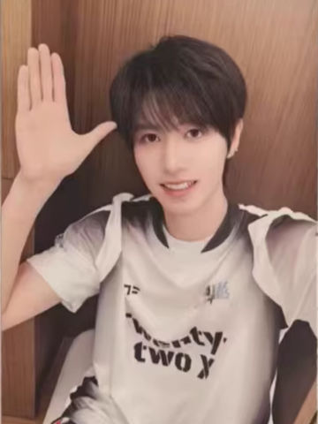 线上小卡 朱verB