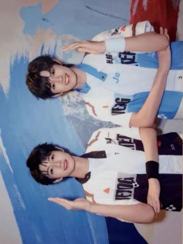 运动会双人卡 朱极B