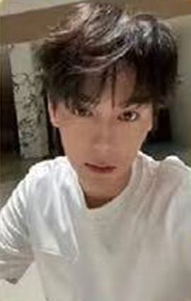 韩束代言2.0自拍卡