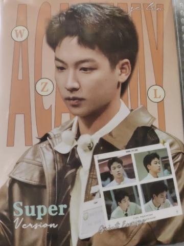 穿梭平行时空-J