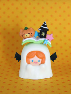 HALLOWEEN BOOK CLUB-orange version-资料图