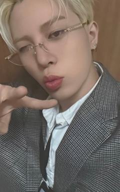 日巡快闪会员卡 桃