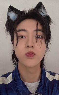 日巡快闪满额卡 头