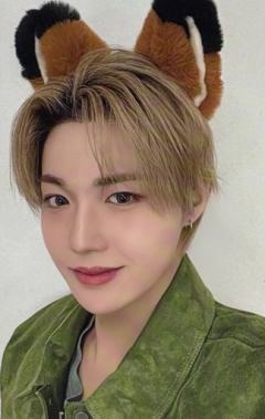 日巡快闪满额卡 荣