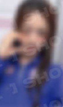 场周线上满额卡 瑜