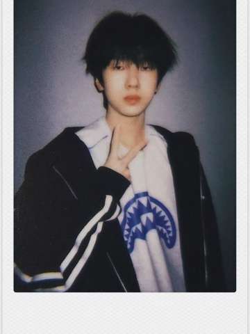 25台历单人款隐藏卡 玮辰