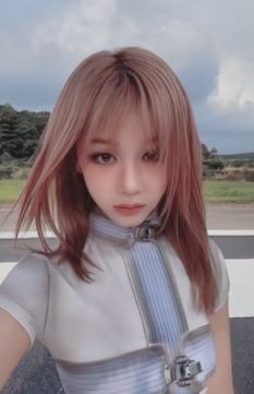 快闪场限卡 挞 自拍ver.B