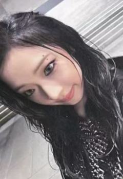 快闪场限卡 露 自拍ver.A