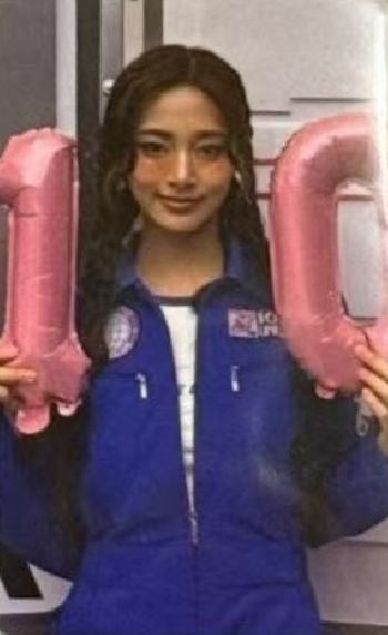 快闪线下满额卡 瑜