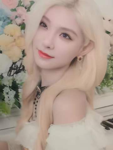 唐莉佳《秋欧》主题小卡 ver.C