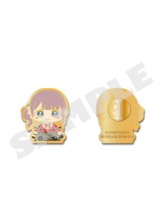 望月穗波-坐姿玩偶金属徽章