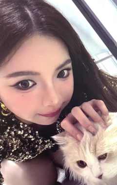 许杨玉琢《Dreams Never Die》小卡ver.D