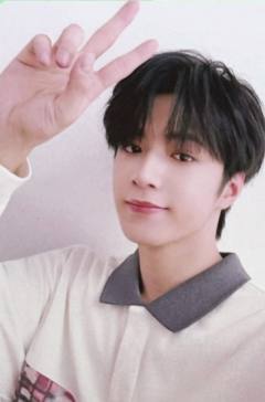 冠军纪念写真单人款小卡4 ver.B